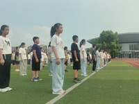  青春正飞扬！直击开发区实验中学初一军训现场→